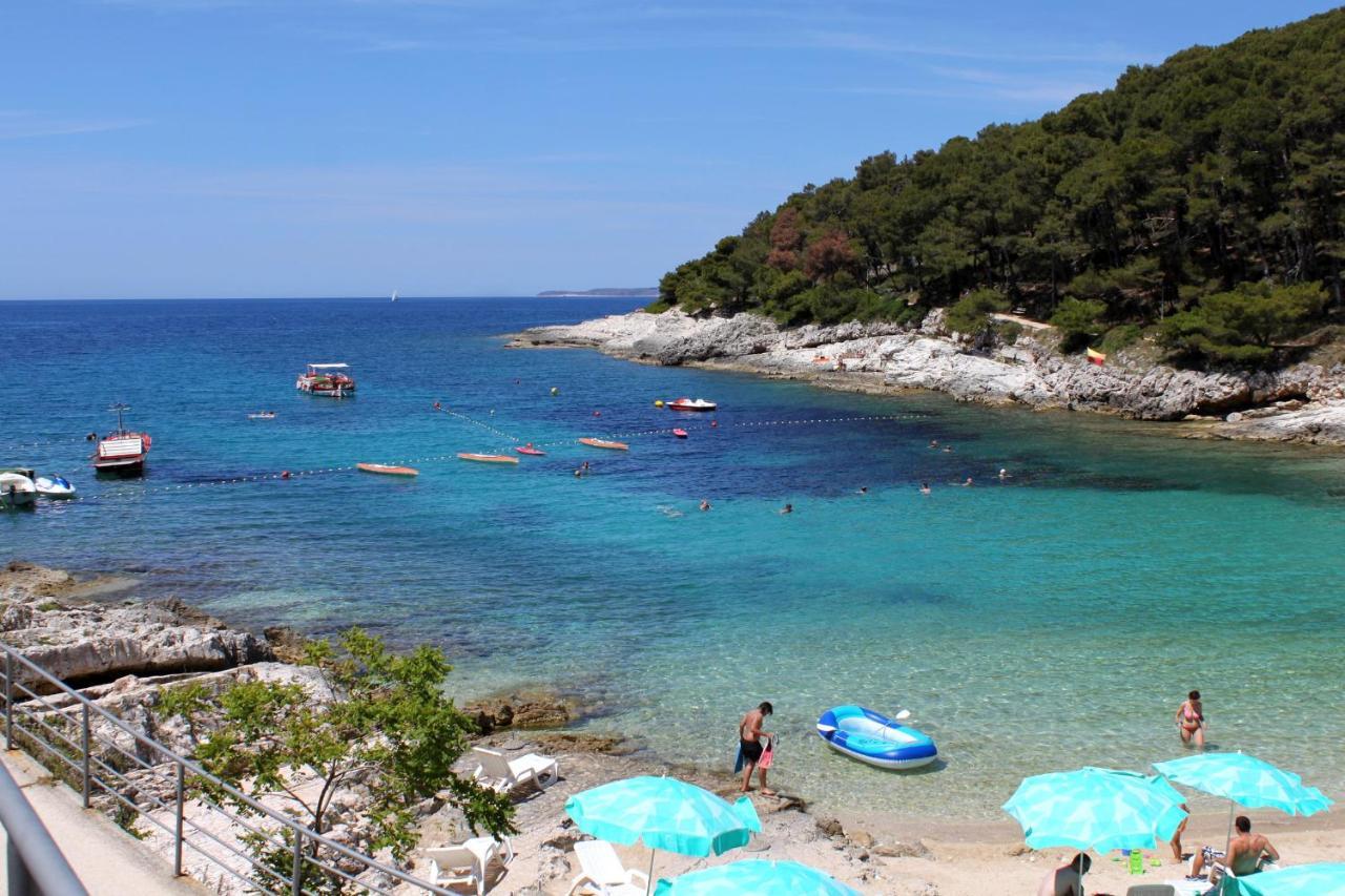 Apartments By The Sea Mali Losinj Mali Lošinj Exterior foto